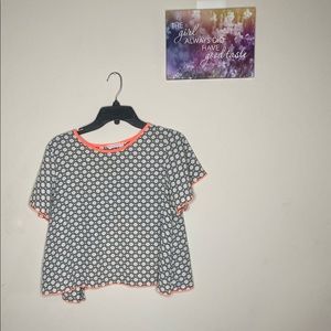 Low-High printed blouse - CHECK OUT THE BACK!